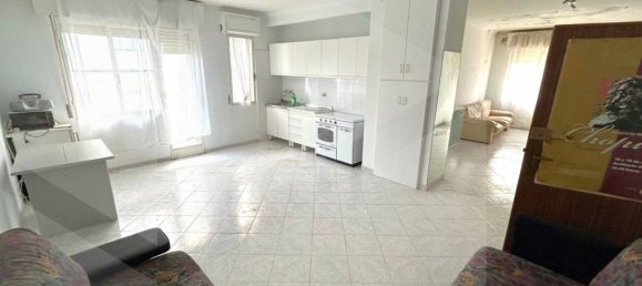 3 rooms Apartment in Campomarino, Italy No. 21967 4