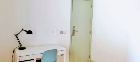 213m² Building in Lisbon, Portugal No. 65371 4