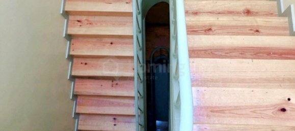 213m² Building in Lisbon, Portugal No. 65371 5