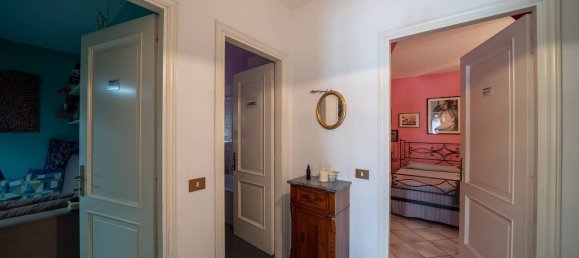 6 rooms House in Figline e Incisa Valdarno, Italy No. 295713 8