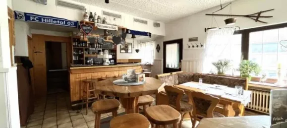 10-salle Bâtiment à Hochsauerlandkreis, Germany No. 6799 5