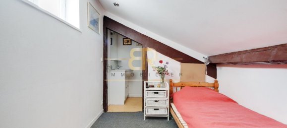 1 bedroom Duplex in Paris, France No. 163188 12