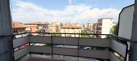 3 bedrooms Apartment in Pomezia, Italy No. 339437 3