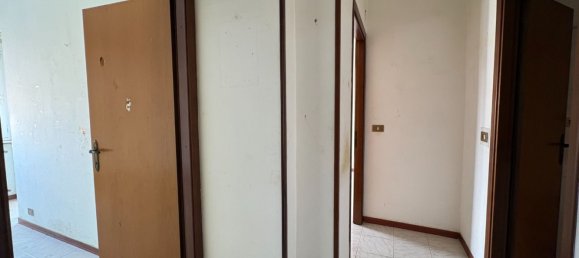 3 bedrooms Apartment in Pomezia, Italy No. 339437 12