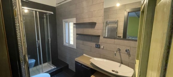 Дом с 3 комнатами в Рим, Италия № 277182 5