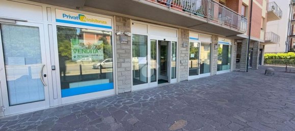Oficina en Forlì, Italy 150 m² No. 298258 11