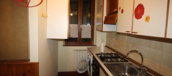 Studio in Montevarchi, Italy No. 232762 8