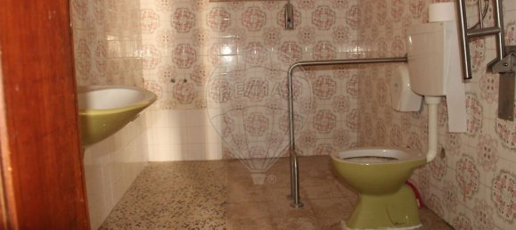 Entrepôt à Montargil, Portugal 823m² No. 70126 37