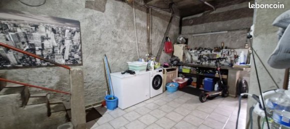 3 bedrooms House in Saint-Chamond, France No. 300324 10