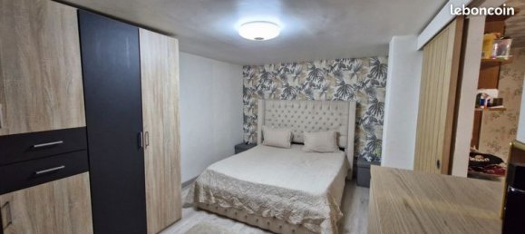 3 bedrooms House in Saint-Chamond, France No. 300324 7