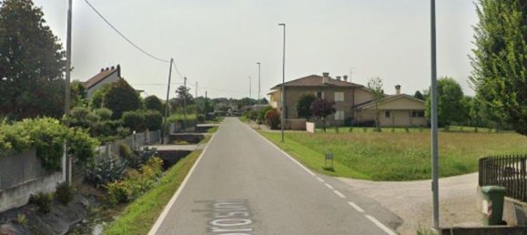 Apartamento de 7 habitaciónes en San Giorgio in Bosco, Italy No. 11261 21