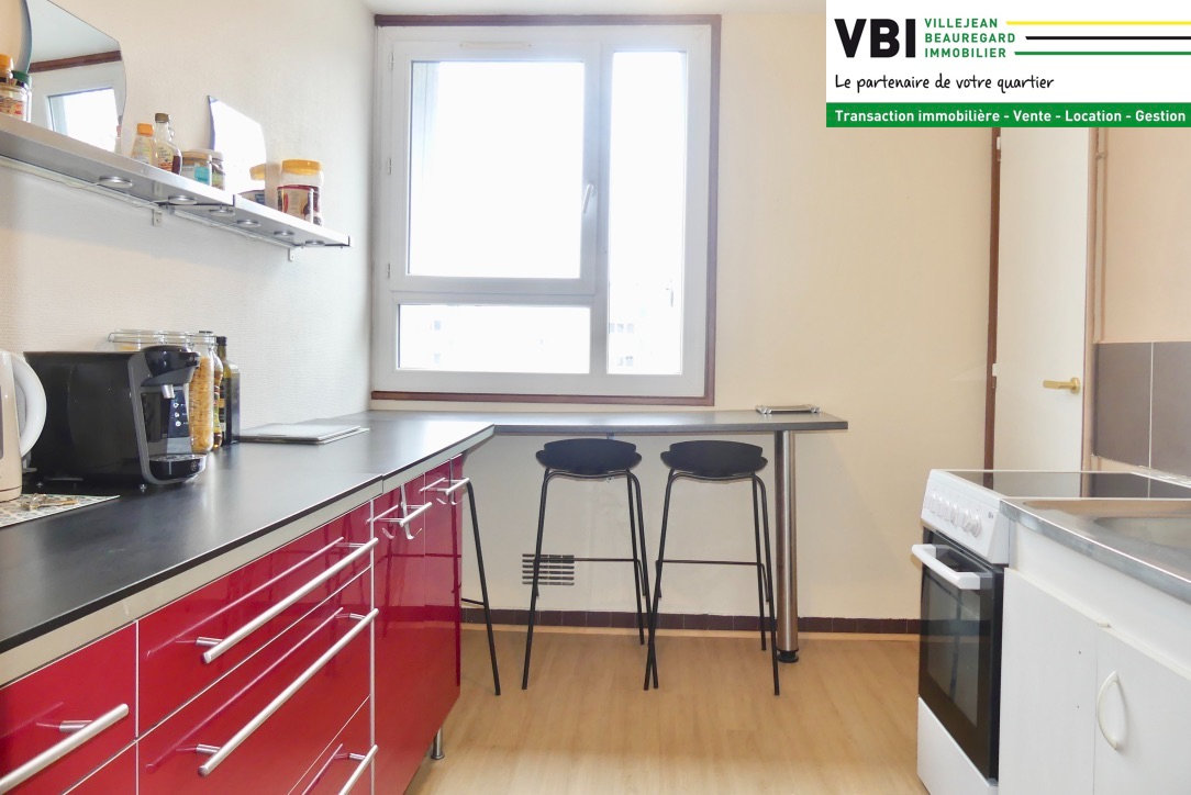 3 bedrooms Apartment in Rennes, France No. 53919