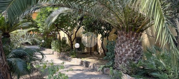 5 rooms Apartment in Rome, Italy No. 269304 2