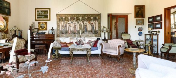 5 rooms Apartment in Rome, Italy No. 269304 7