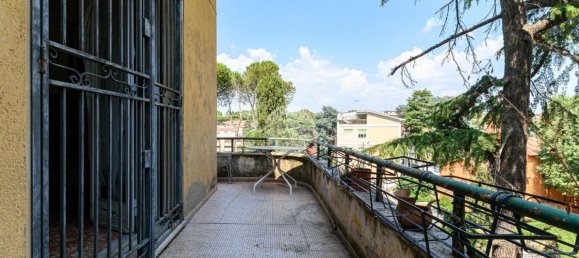 5 rooms Apartment in Rome, Italy No. 269304 15