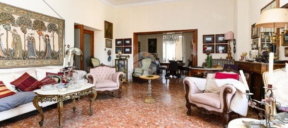 5 rooms Apartment in Rome, Italy No. 269304 8