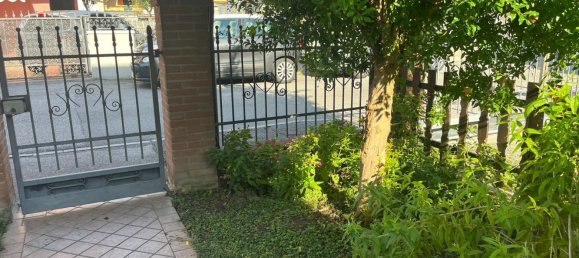 4 bedrooms House in Venice, Italy No. 335233 2