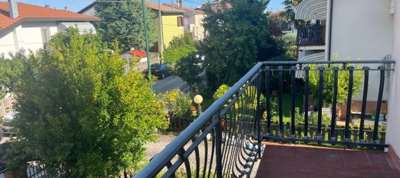 4 bedrooms House in Venice, Italy No. 335233 7