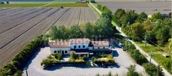 5غرفة منزل في Novi di Modena, Italy رقم 61155 3