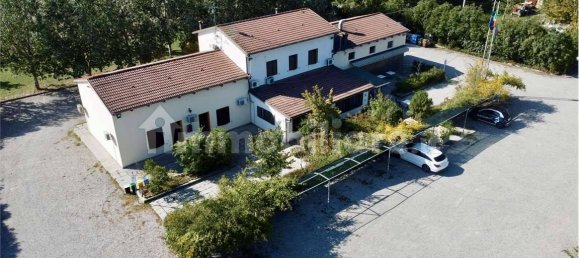 5غرفة منزل في Novi di Modena, Italy رقم 61155 4