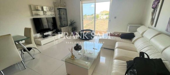 3 bedrooms Apartment in Mtarfa, Malta No. 4686 2