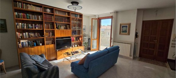 5 Schlafzimmer Haus in Perugia, Italy, Nr. 373085 4