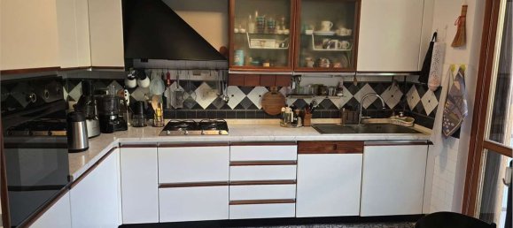 5 Schlafzimmer Haus in Perugia, Italy, Nr. 373085 18