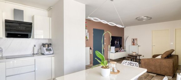 2 bedrooms Apartment in Colombier-Saugnieu, France No. 302291 3