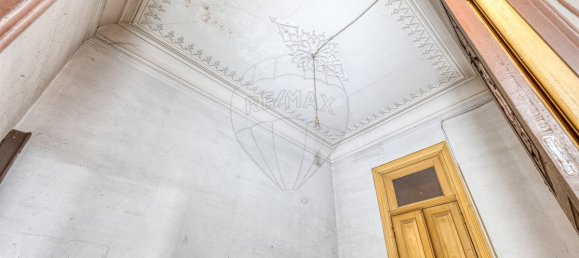 4 bedrooms Villa in Porto, Portugal No. 22938 24