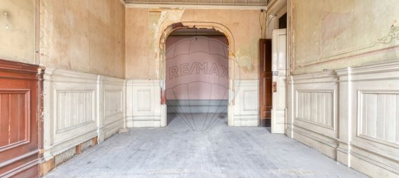 4 bedrooms Villa in Porto, Portugal No. 22938 13