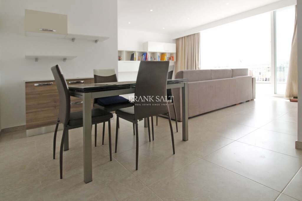 1 غرف نوم بانتهاوس في Swieqi, Malta رقم 11145