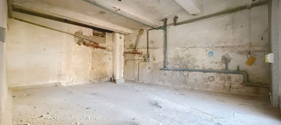 2 Schlafzimmer Wohnung in Creches-sur-Saone, France, Nr. 199632 4