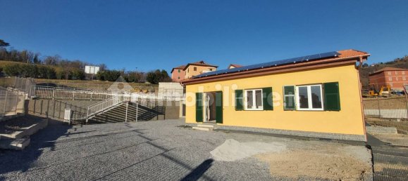 Villa de 2 dormitorios en Campomorone, Italy No. 185163 4