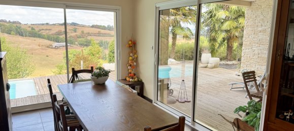 5 bedrooms House in Varetz, France No. 349651 8