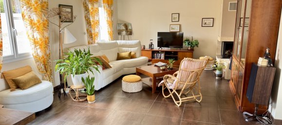 5 bedrooms House in Varetz, France No. 349651 5