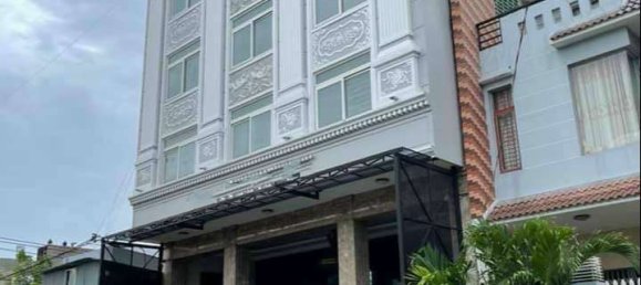 240m² Apartment in District 7, Vietnam No. 13911 2