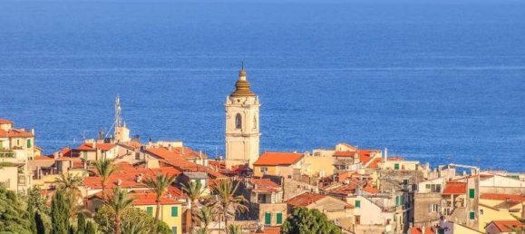 2 rooms Apartment in Bordighera, Italy No. 212859 2