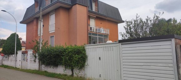 3 bedrooms Apartment in Cerro Maggiore, Italy No. 15344 15