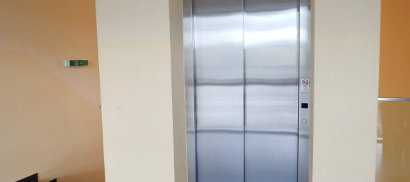 142m² Office in Scharding, Austria No. 58719 11