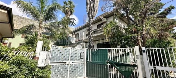 8 rooms Villa in Palermo, Italy No. 48875 32