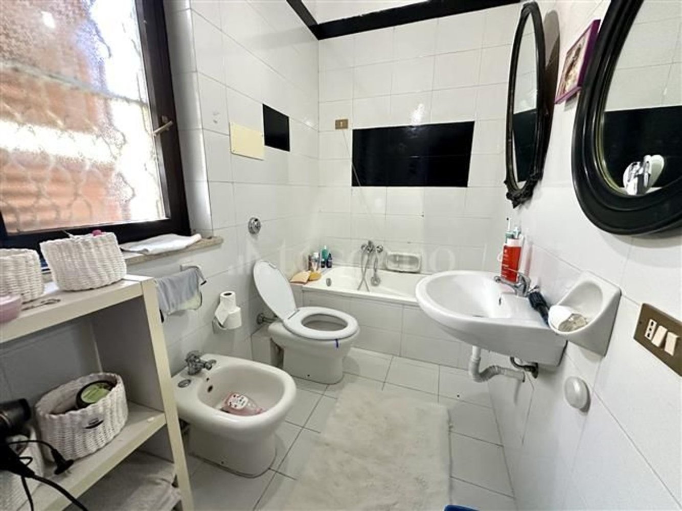 8 rooms Villa in Palermo, Italy No. 48875