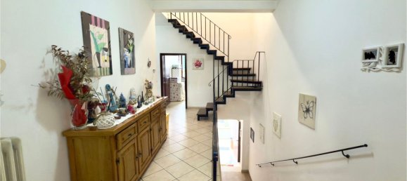 5-Zimmer Wohnung in Pistoia, Italy, Nr. 225375 6