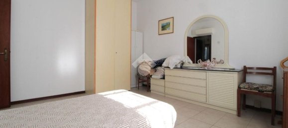 7-Zimmer Villa in Bagnolo in Piano, Italy, Nr. 289725 13