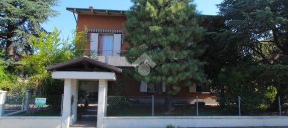 7-Zimmer Villa in Bagnolo in Piano, Italy, Nr. 289725 44