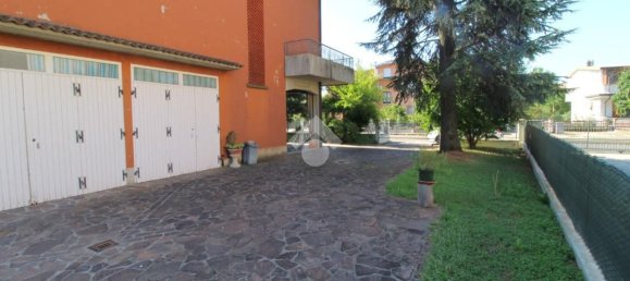 7-Zimmer Villa in Bagnolo in Piano, Italy, Nr. 289725 45