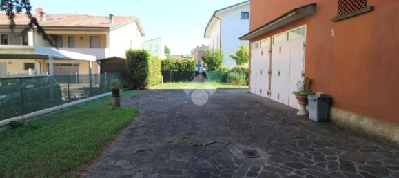 7-Zimmer Villa in Bagnolo in Piano, Italy, Nr. 289725 43