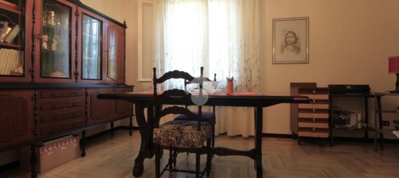 7-Zimmer Villa in Bagnolo in Piano, Italy, Nr. 289725 2