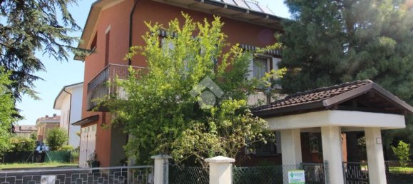 7-Zimmer Villa in Bagnolo in Piano, Italy, Nr. 289725 42