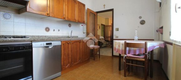 7-Zimmer Villa in Bagnolo in Piano, Italy, Nr. 289725 23