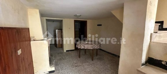 2 Schlafzimmer Haus in Roccamorice, Italy, Nr. 105256 3
